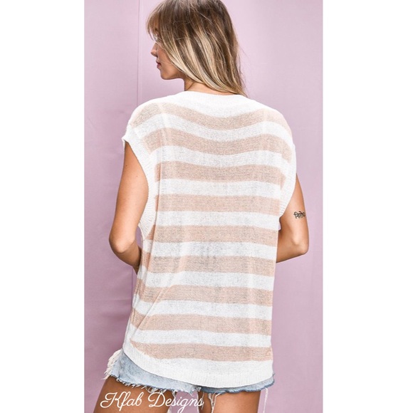 LAST V Neck American Flag Lightweight Sweater! - Picture 6 of 7